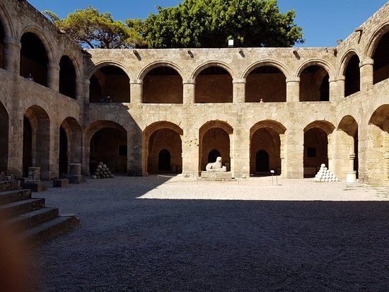 Archäologisches Museum im ehemaligen Ordenshospital